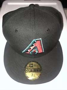 Cappello Club Made In USA Arizona Diamondbacks New Era Berretto 7 3/8 Nuovo Bello Come Nuovo - Foto 1 di 8