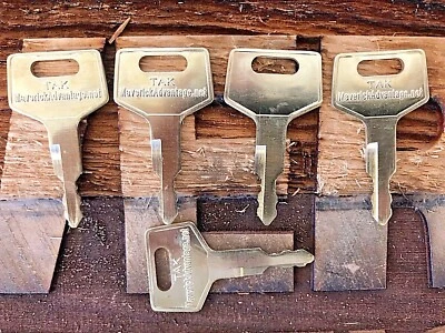 5 Takeuchi Keys for Excavator & Track Loader H806 - Image 1 of 2