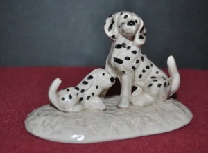 VTG Signed CYROEILEN(?) DALMATIAN Mother w/Puppy Mini FIGURINE Porcelain 3.5"L - Picture 1 of 5