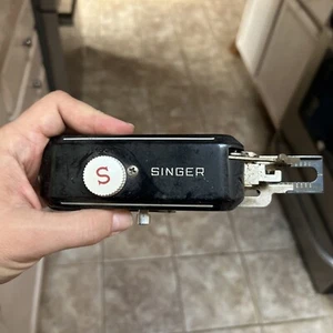 Vintage Singer Buttonholer Nähaufsatz - Bild 1 von 5
