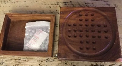 Mini wooden solitaire  - Image 1 of 2