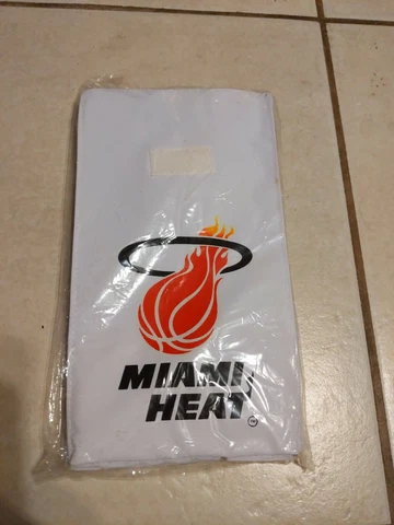 1994 Arnold Premium Breads & Rolls Miami Heat Insulated Lunch/Bread Bag Cover