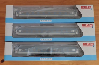 Piko 2x 97626, 2x 97627, 2x 97628 MÁV MAV vagón de pasajeros en embalaje original - Imagen 1 de 2