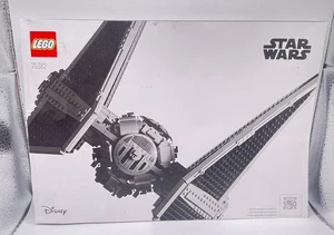 Lego Star Wars TIE Interceptor-UCS Manual de instrucciones 75382 - Imagen 1 de 1