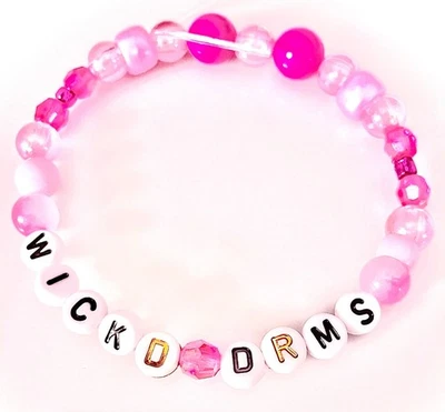 Pulsera de amistad Chappel Roan Pink Pony Club Foto 1 de 2