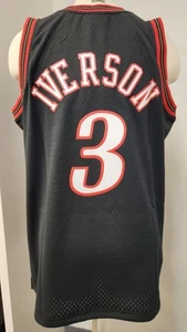 Mitchell & Ness NBA 1997-98 Philadelphia 76ers Legacy Jersey - Allen Iverson - Bild 1 von 3