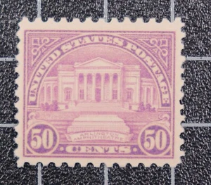 Scott 701 - 50 Cents Arlington - MNH - PSE Cert 80J - SCV - $50.00 - Picture 1 of 3