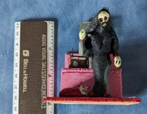 Happy Widow Viuda Alegre Craft minature cat radio mirror Spooky Day Of The Dead - Picture 1 of 6