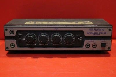 Vintage USADO Roland DC-20 Chorus Echo Delay Effect Unit U2097 231130 - Imagem 1 de 4