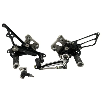2007 2008 SUZUKI GSXR 1000 REARSET SET DRIVER FOOT PEG SHIFTER LEFT RIGHT SET - Image 1 of 4