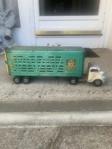 Vintage Structo Cattle Farms Inc Sattelzug Anhänger Viehtransporter 50er Jahre Metall - Bild 1 von 6