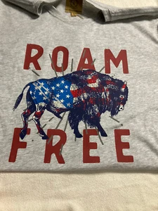 Womans Roam Free Gray Buffalo T Shirt NWT. size XL - Picture 1 of 6