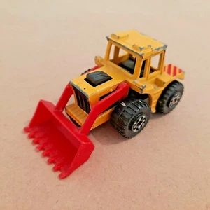 No.29 Matchbox Red & Yellow Tractor Shovel Scale 1:82. - Picture 1 of 8