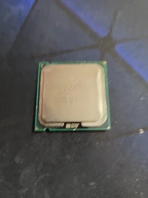 Intel Core 2 Duo E8400 - 3.00 GHz Dual-Core (SLB9J) Processor - Image 1 of 2