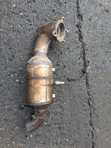 MERCEDES BENZ GLA 2019 1.6 PETROL CAT CATALYTIC CONVERTER A2464900514 - Picture 1 of 8