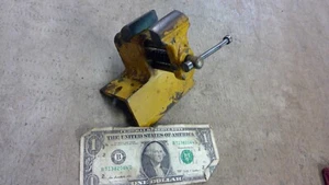 HD Mini Bench Vise Clamp/Bolt On Mechanic Hobby Jewelers Vise 1 1/2" Jaws - Picture 1 of 11