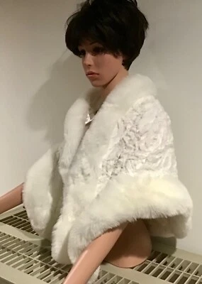 WOMEN’S WHITE FAUX FUR COAT CLOAK CAPE SHAWL EVENING HOLIDAY BRIDAL WEDDING CAPE - Image 1 of 4