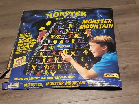 Monster In My Pocket Series 1 Monster Mountain BOX ONLY Cover