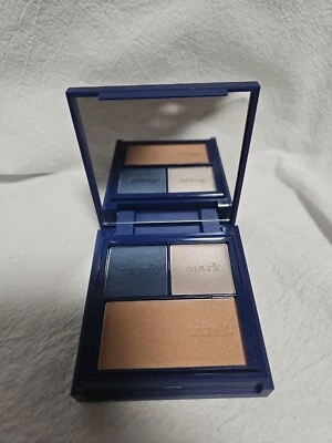 Avon Mark Makeup Palette South Beach - Image 1 of 4