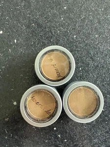 Base prensada pura Jane Iredale - Latte x3 (tamaño de viaje 1,3 g) - Imagen 1 de 3