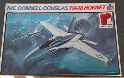 Mc Donnell-Douglas F/A-18 HORNET ESCI 1/48 - Immagine 1 di 4