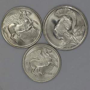 Greece 3 UNC Coins Lot 5 - 10 - 20 Drachmai 1973 - Picture 1 of 2