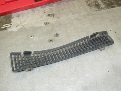 Dodge Challenger 2011-2014 OEM limpiaparabrisas cubierta embellecedor 11 12 13 14 Foto 1 de 3