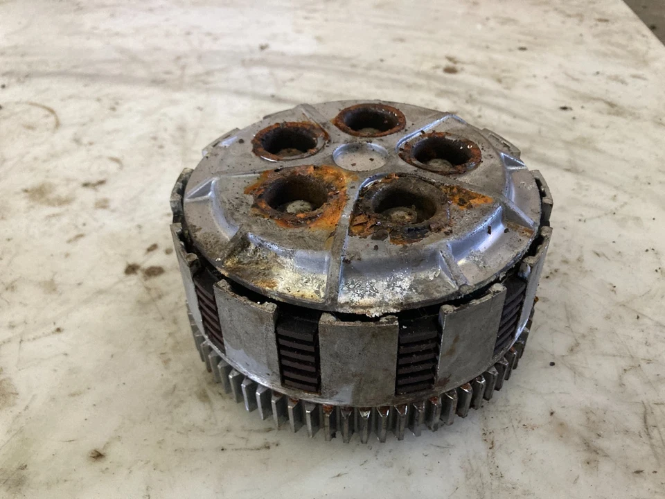 Kawasaki F11 250 F11 1975 75 embrague embragues motor Foto 1 de 3