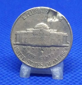 1959 D Jefferson Nickel Mint Error - Lamination Cracking/Loss - Picture 1 of 2