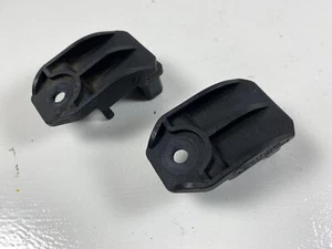 1997-03 BMW E39 5-SERIES UPPER RADITOR MOUNT BRACKETS 1740315 - Bild 1 von 2