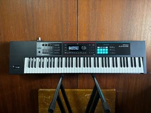 Roland JUNO-DS 76 76-key Synthesizer w/ gig bag - Picture 1 of 11