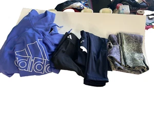 Adiddas Lot of 4 Yoga, jogging clothes 1 hoodie 2 pants 1shorts size xs - Picture 1 of 12