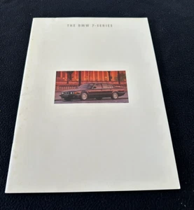 BMW Serie 7 E32 1993 folleto de ventas en Estados Unidos 740i 740iL V8 750iL V12 catálogo de lujo - Imagen 1 de 6