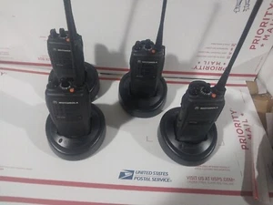 Motorola HT750   16 Channels Portable Radio Set of 4 Radio  UNTESTED  - Picture 1 of 23