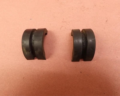 2005-2009 SUZUKI BOULEVARD C50 VL800 Petrol Gas Fuel Tank Rubber Damper Bushings - Image 1 of 4