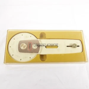 Accesorio para máquina de coser de plástico vintage con ojales Sears Kenmore - Imagen 1 de 6