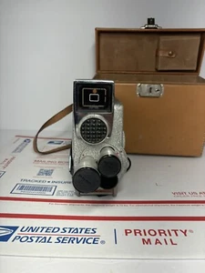 Vintage REVERE EYE-MATIC Magazine Eight 8 Camera 3-Lens Turret Model CA-4 w/Case - Picture 1 of 15