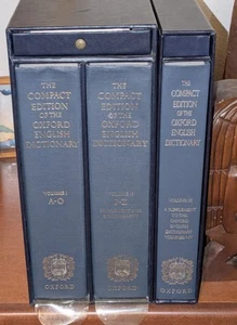 Compact Edition Of The Oxford English Dictionary 3 Vol Set w/Magnifier - Imagen 1 de 2