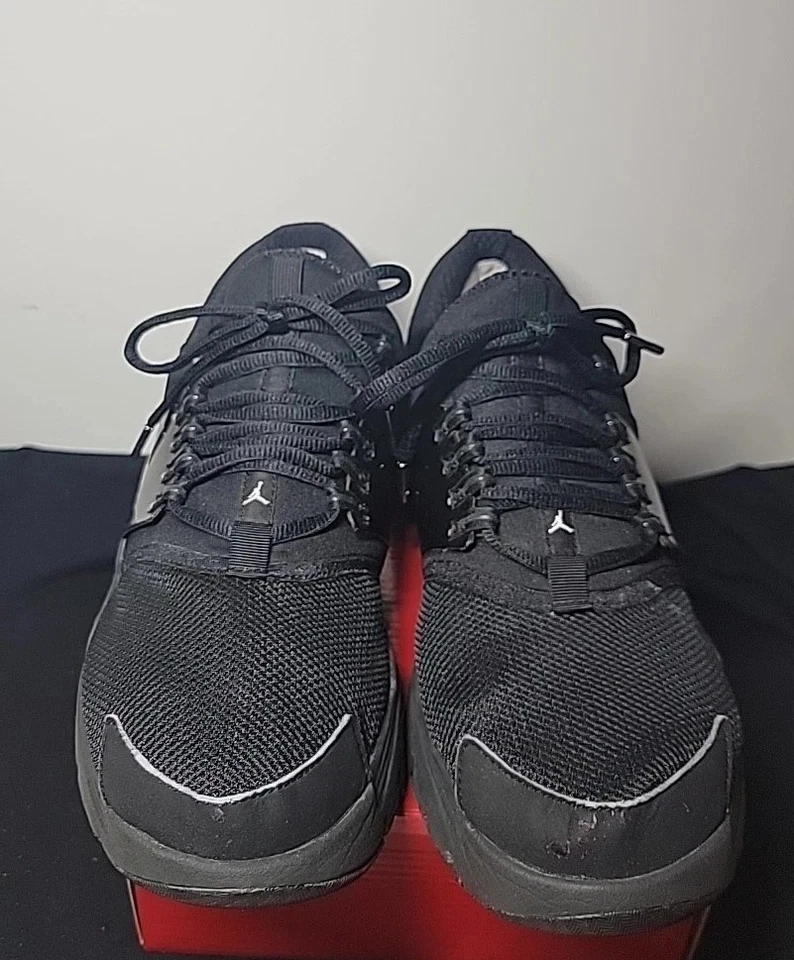 Tênis Air Jordan Alpha Trunner masculino tamanho 9.5 preto com cadarço 407582-003 - Imagem 1 de 4