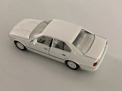 Rare Schabak 1:43 BMW 535i E34 in Triple Bright White Part #1150 - Image 1 of 4