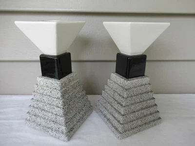 Paar Vintage Michael Duvall Memphis Pyramidenstil postmoderne Kerzenständer - Bild 1 von 4