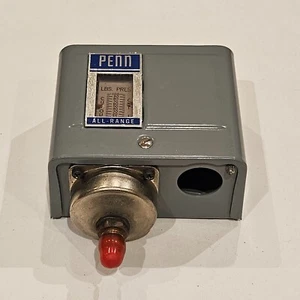 PENN P70AA-7 REFRIGERATION PRESSURE CONTROLLER - Picture 1 of 7