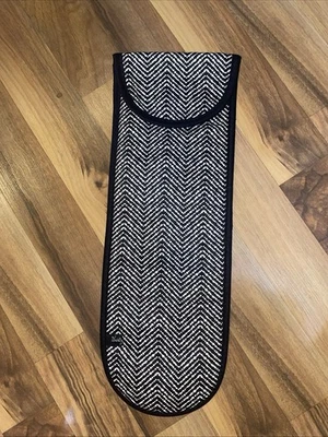 Thirty-One Gifts  Flat Iron Carrying Case travel NEVER USED black white - Image 1 of 2