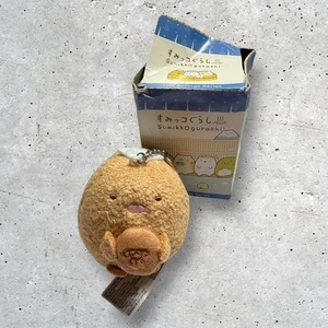 San-X Japan SUMIKKOGURASHI Onsen Series Plush Keychain (Tonkatsu w manju) - Picture 1 of 4