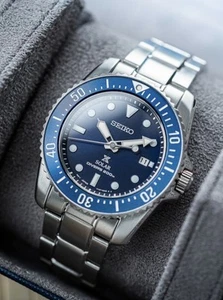 Seiko Prospex Solar Diver's Blue Sunray Dial Stainless Steel Men🍺 Watch SNE585 - Picture 1 of 14