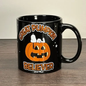 Peanuts Charlie Brown Great Pumpkin Believer 2019 Schwarz Kaffeebecher Halloween - Bild 1 von 11