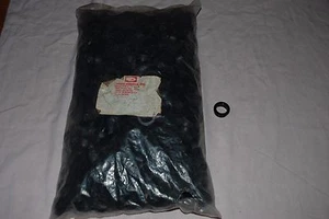 Nylon Snap Hole Bushing (10 for $3), 1.00" OD 0.85" ID .48" HI Micro Plastics  - Picture 1 of 4