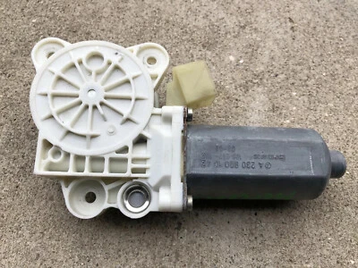 2006 Mercedes Benz SL500 R230 OEM Passenger Front Window Motor - Image 1 of 4