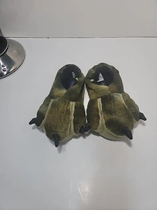 Kids Cute Dinosaur Feet Warm Shoes Indoor Slippers Size 9 / 10 - Picture 1 of 4