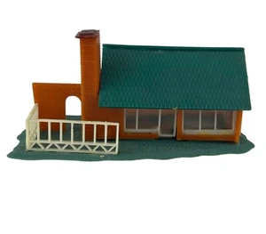 Vintage N Scale Plastic House Cottage Model Green Roof Orange Walls - Picture 1 of 6